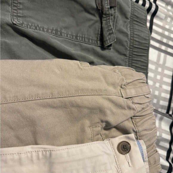Bundle: Men's Cargo Shorts - Set of 3. Great set and great condition. Size 44 - Picture 3 of 10